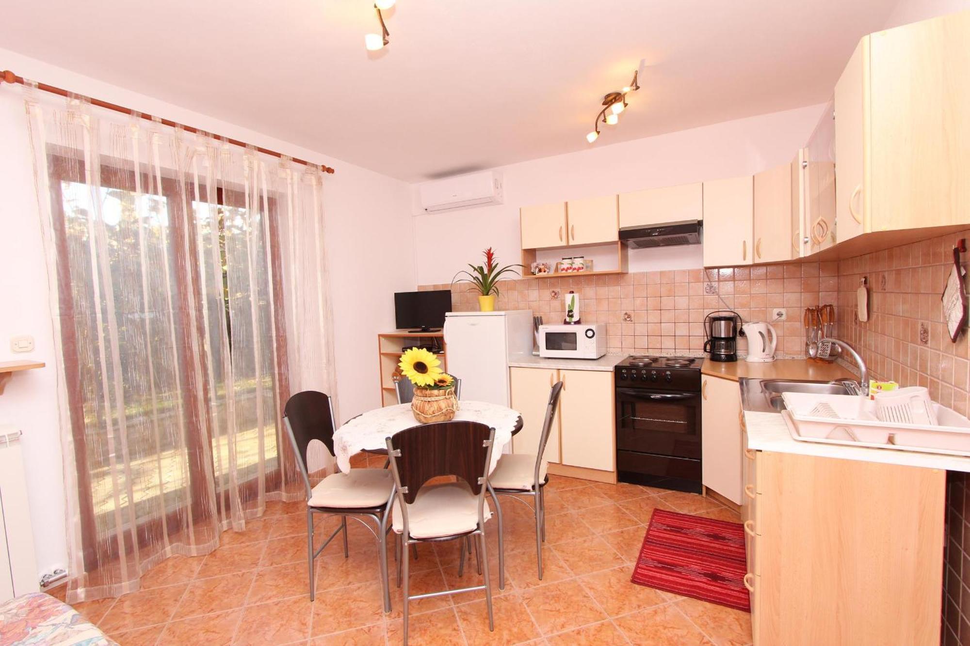 Rooms And Apartment Sanja Ровінь Екстер'єр фото