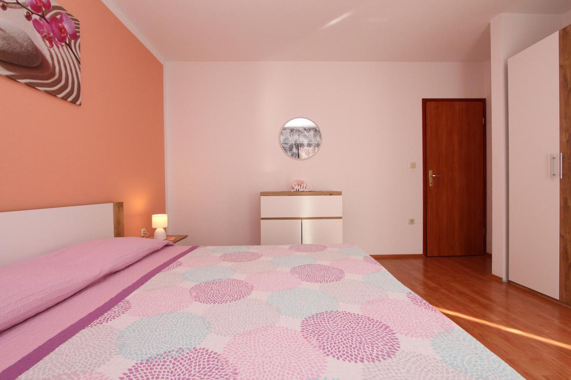 Rooms And Apartment Sanja Ровінь Екстер'єр фото