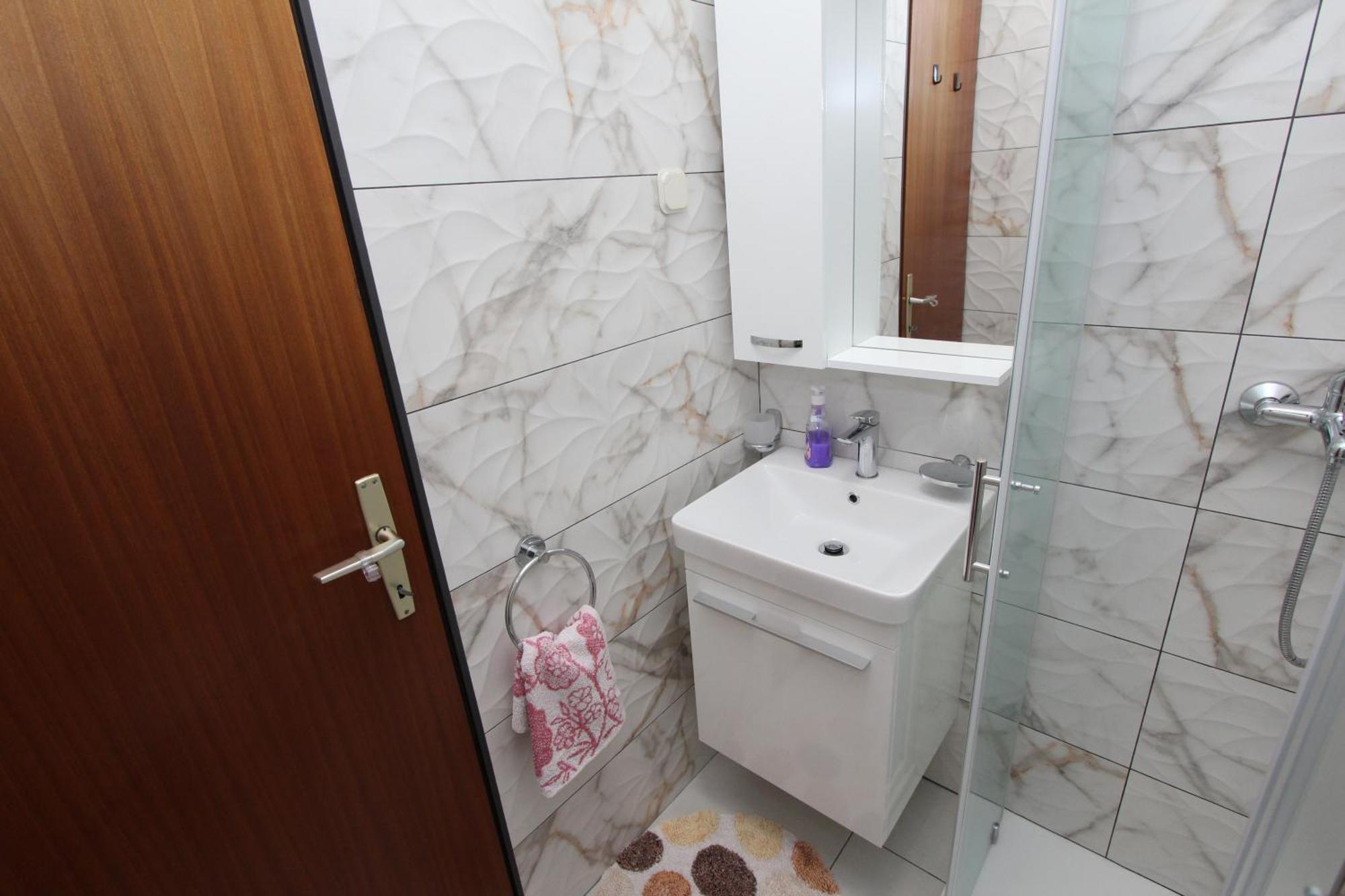 Rooms And Apartment Sanja Ровінь Екстер'єр фото