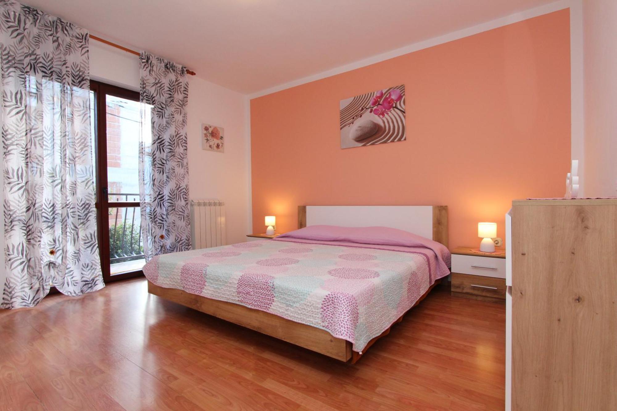 Rooms And Apartment Sanja Ровінь Екстер'єр фото